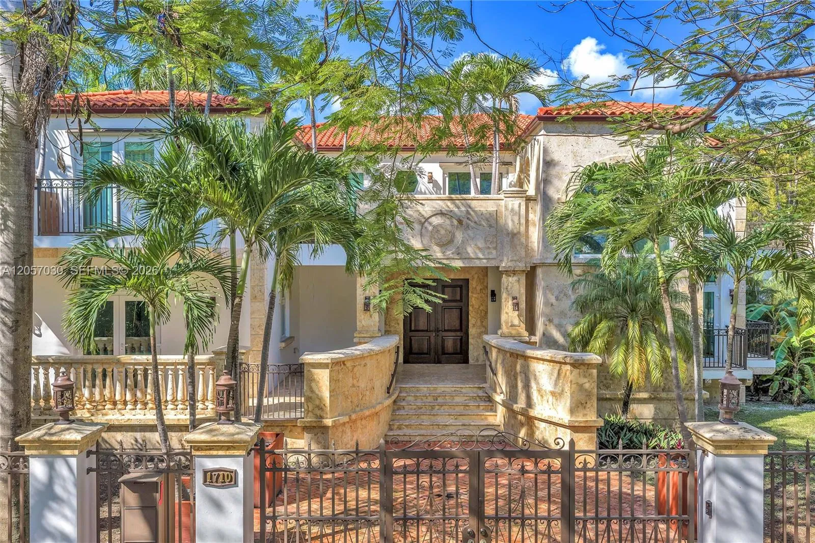 Foto de propiedad en 1710 S Miami Avenue, Miami, FL 33129 Miami con MLS# 