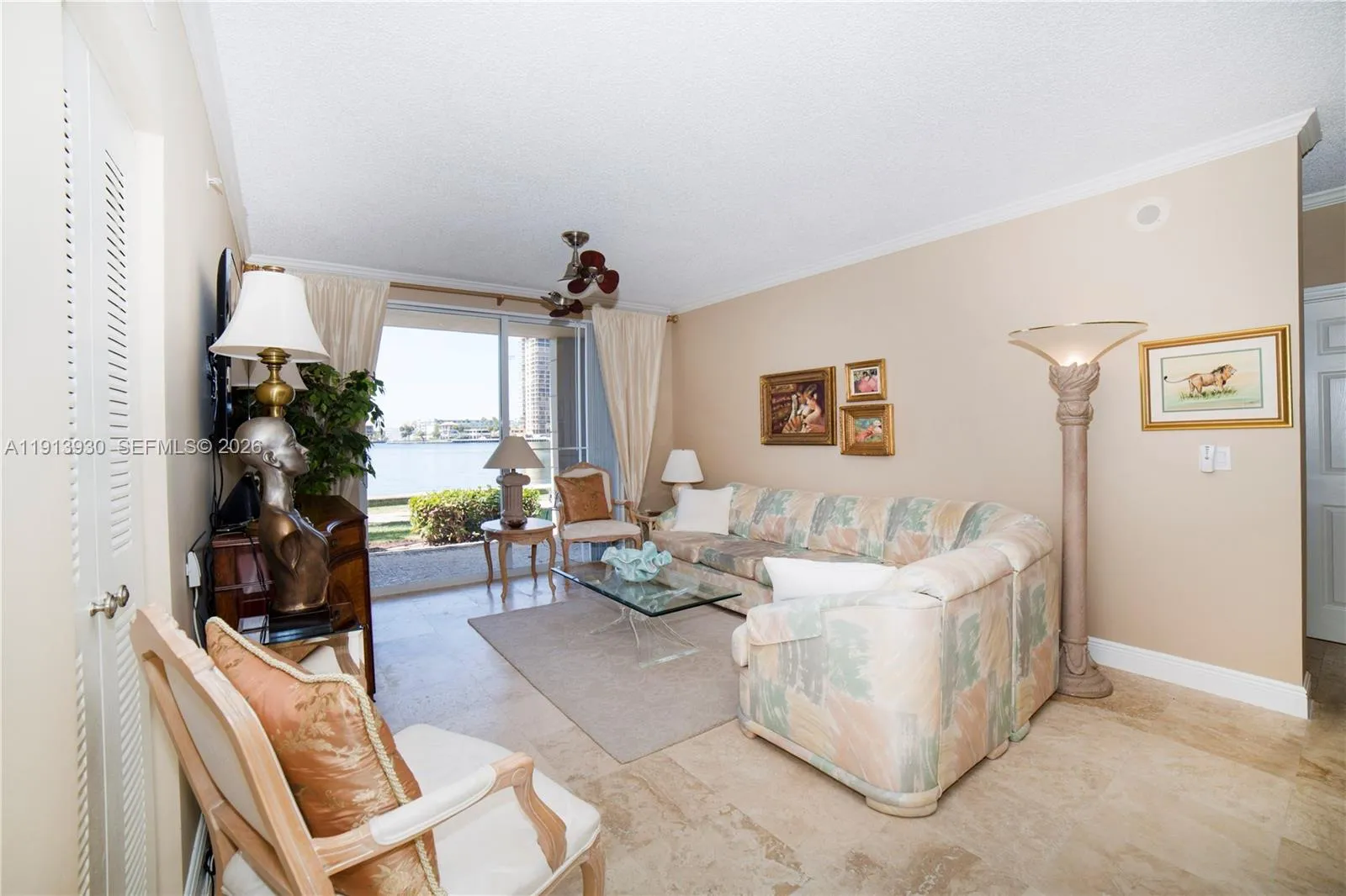Foto de propiedad en 17100 N Bay Road 1107, Sunny Isles Beach, FL 33160 Sunny Isles Beach con MLS# 