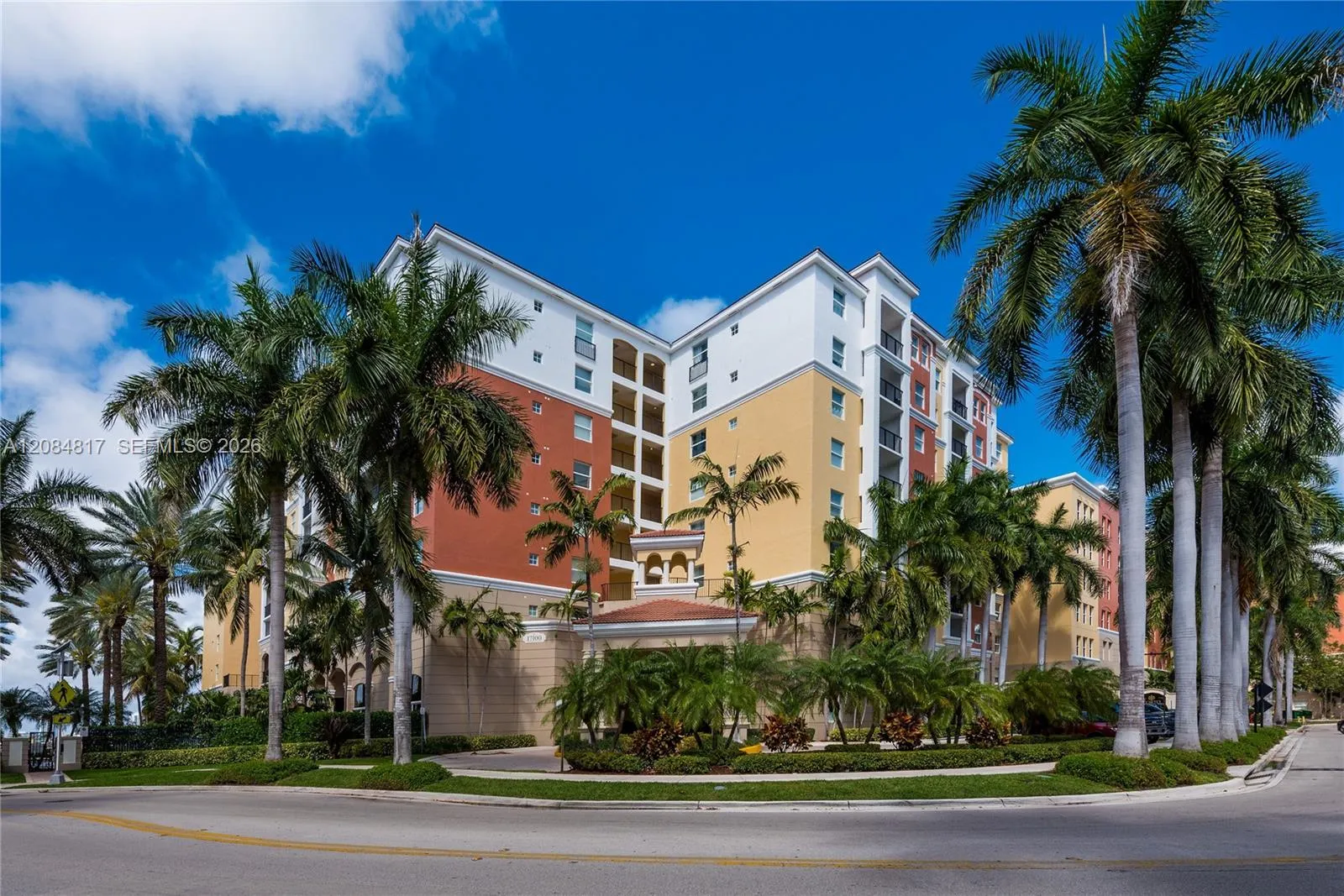 En Venta 17100 N Bay Road 1414, Sunny Isles Beach, FL 33160, Sunny Isles Beach, FL 33160