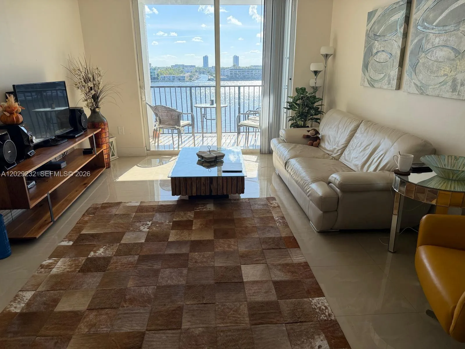 En Renta 17100 N Bay Road 1605, Sunny Isles Beach, FL 33160, Sunny Isles Beach, FL 33160