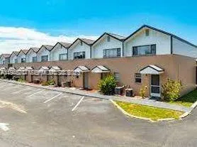 Foto de propiedad en 1711 Dixon 208, FL 32922  con MLS# 