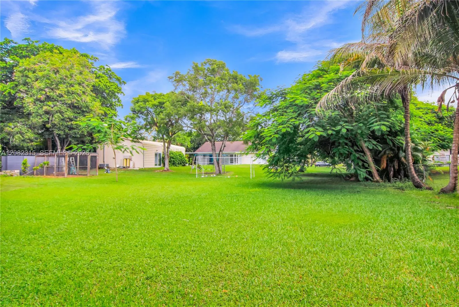 Foto de propiedad en 17110 SW 64th Court, Southwest Ranches, FL 33331 Southwest Ranches con MLS# 