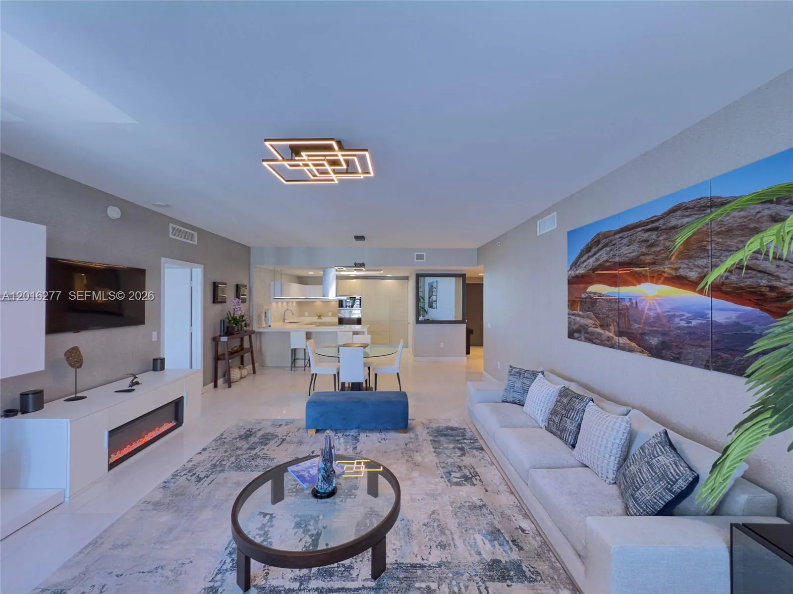 Foto de propiedad en 17111 Biscayne Boulevard 1705, North Miami Beach, FL 33160 North Miami Beach con MLS# 
