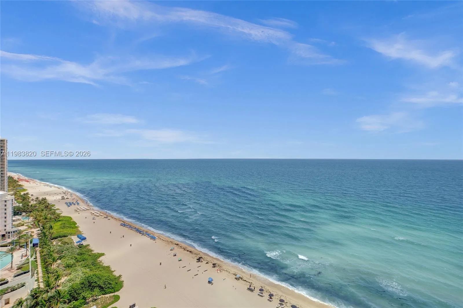 Foto de propiedad en 17121 Collins Avenue 2003, Sunny Isles Beach, FL 33160 Sunny Isles Beach con MLS# 