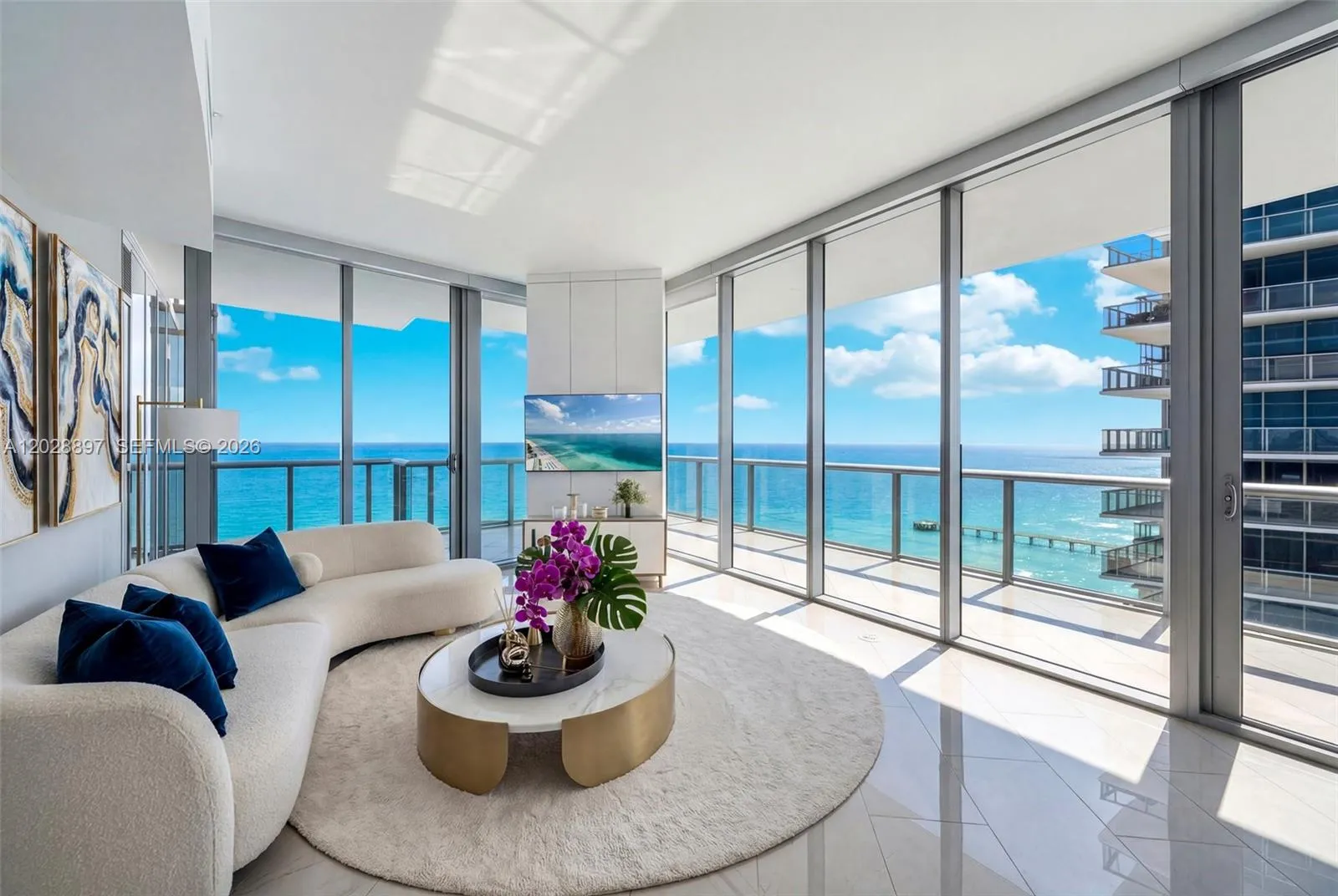 Foto de propiedad en 17121 Collins Avenue 2601, Sunny Isles Beach, FL 33160 Sunny Isles Beach con MLS# 