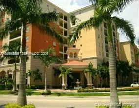 Foto de propiedad en 17125 N Bay Road 3601, Sunny Isles Beach, FL 33160 Sunny Isles Beach con MLS# 