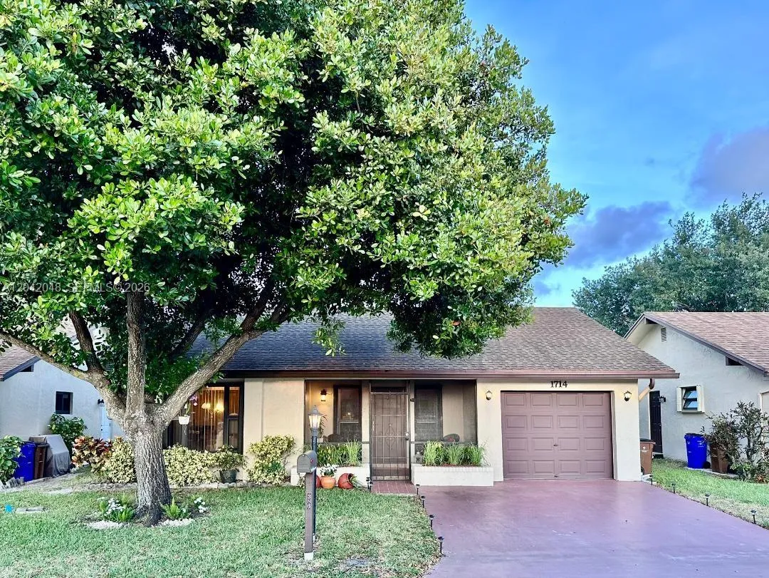 Foto de propiedad en 1714 SW 20th Terrace, Deerfield Beach, FL 33442 Deerfield Beach con MLS# 
