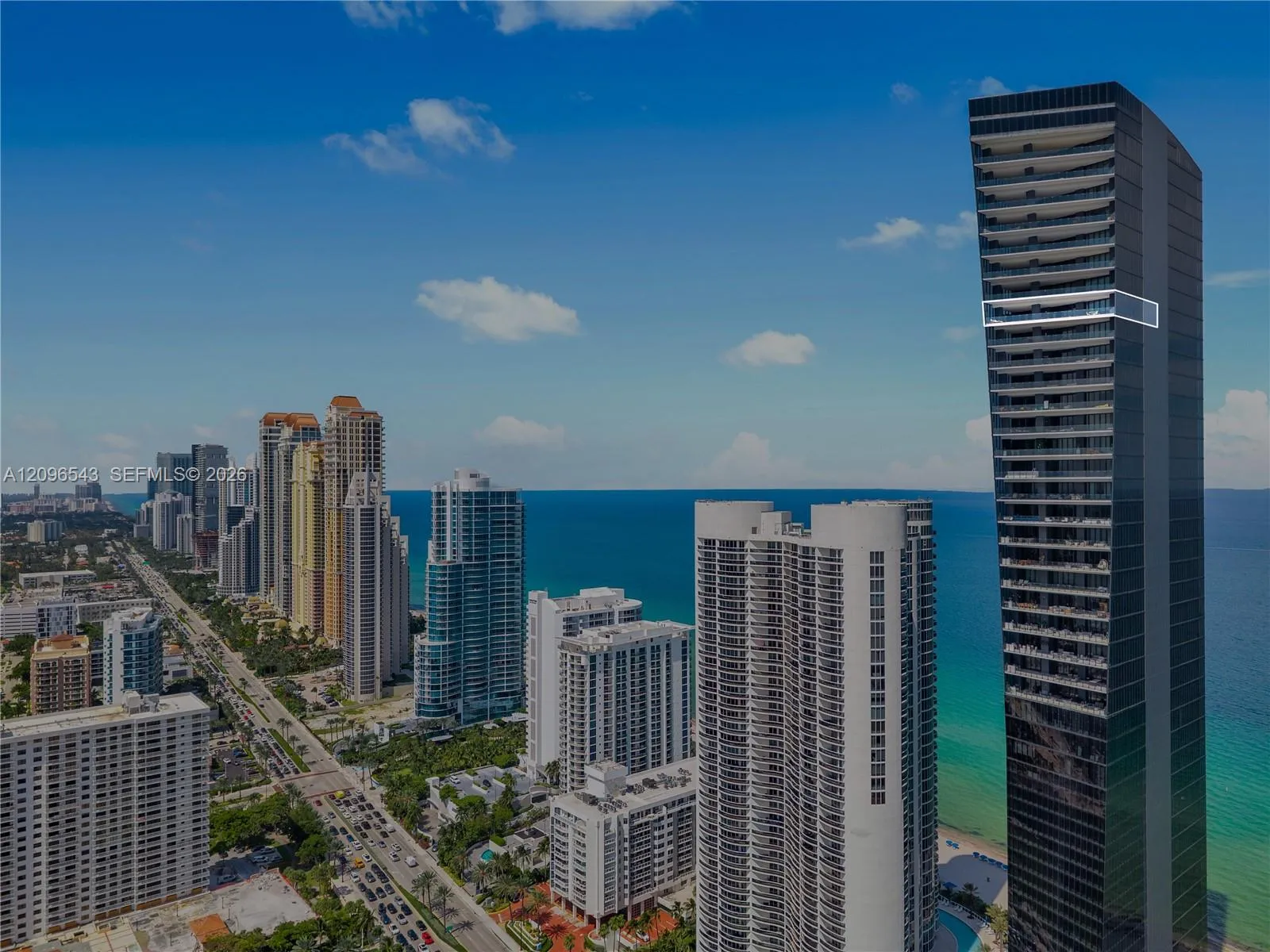 En Venta 17141 Collins Avenue 4202, Sunny Isles Beach, FL 33160, Sunny Isles Beach, FL 33160