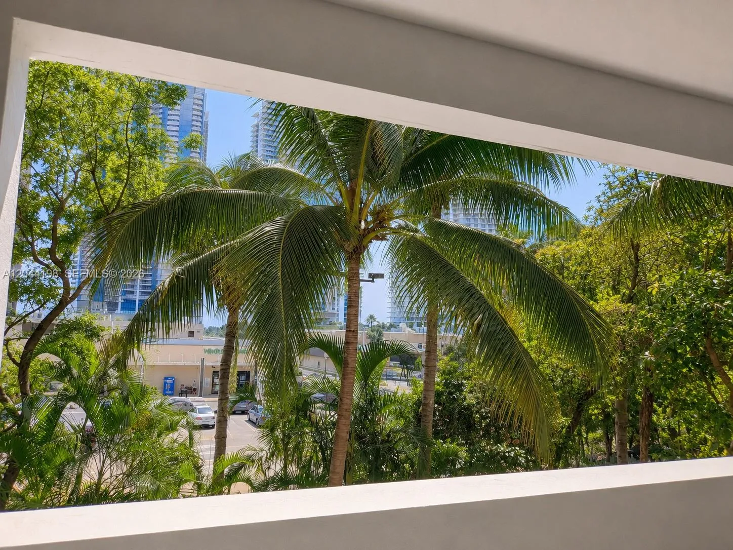 Foto de propiedad en 17145 N Bay Road 4307, Sunny Isles Beach, FL 33160 Sunny Isles Beach con MLS# 