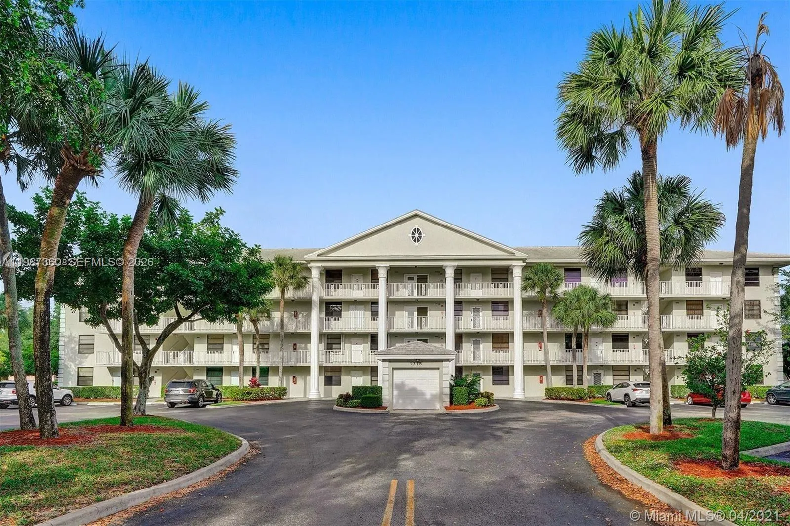 Foto de propiedad en 1715 Whitehall Drive 202, Davie, FL 33324 Davie con MLS# 