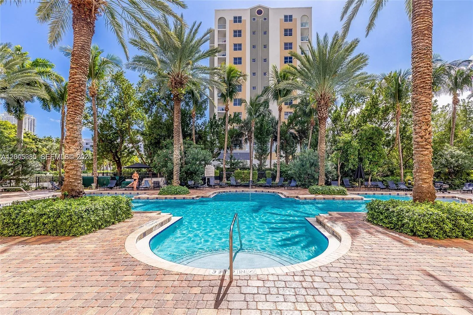 En Renta 17150 N Bay Road 2222, Sunny Isles Beach, FL 33160, Sunny Isles Beach, FL 33160
