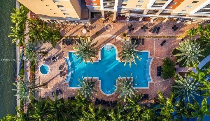 Foto de propiedad en 17150 N Bay Road 2602, Sunny Isles Beach, FL 33160 Sunny Isles Beach con MLS# 