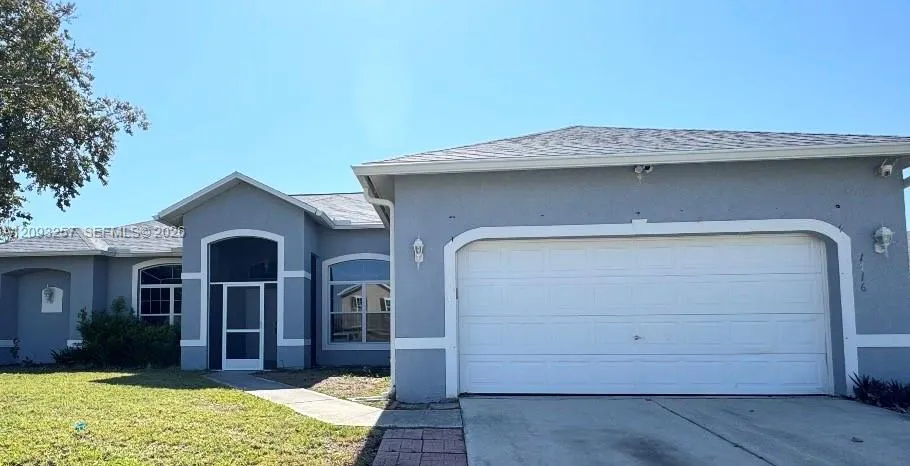 En Venta 1716 SW 3rd Place, Cape Coral, FL 33991, Cape Coral, FL 33991