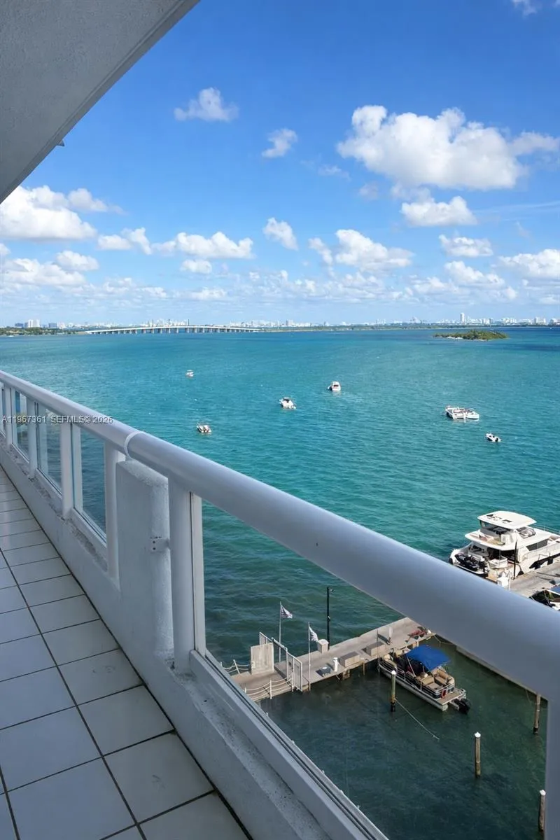 Foto de propiedad en 1717 N Bayshore Drive A-1132, Miami, FL 33132 Miami con MLS#