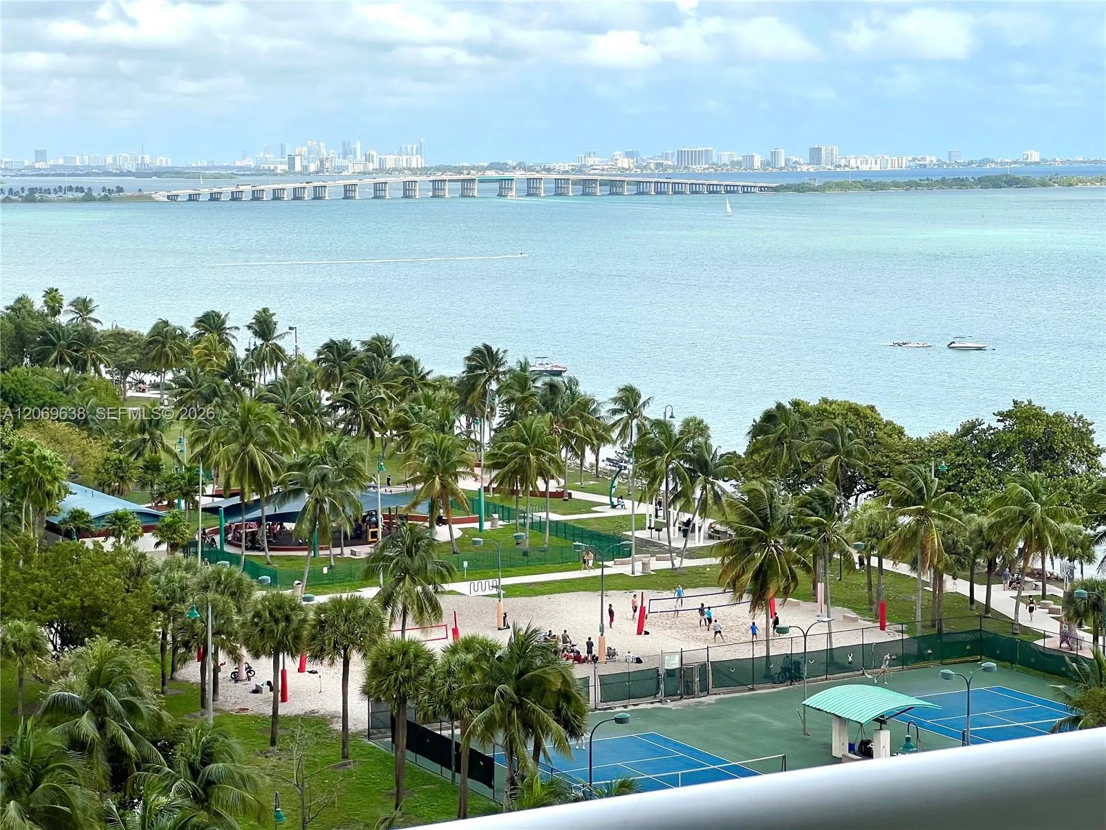 Foto de propiedad en 1717 N Bayshore Drive A-1450, Miami, FL 33132 Miami con MLS#