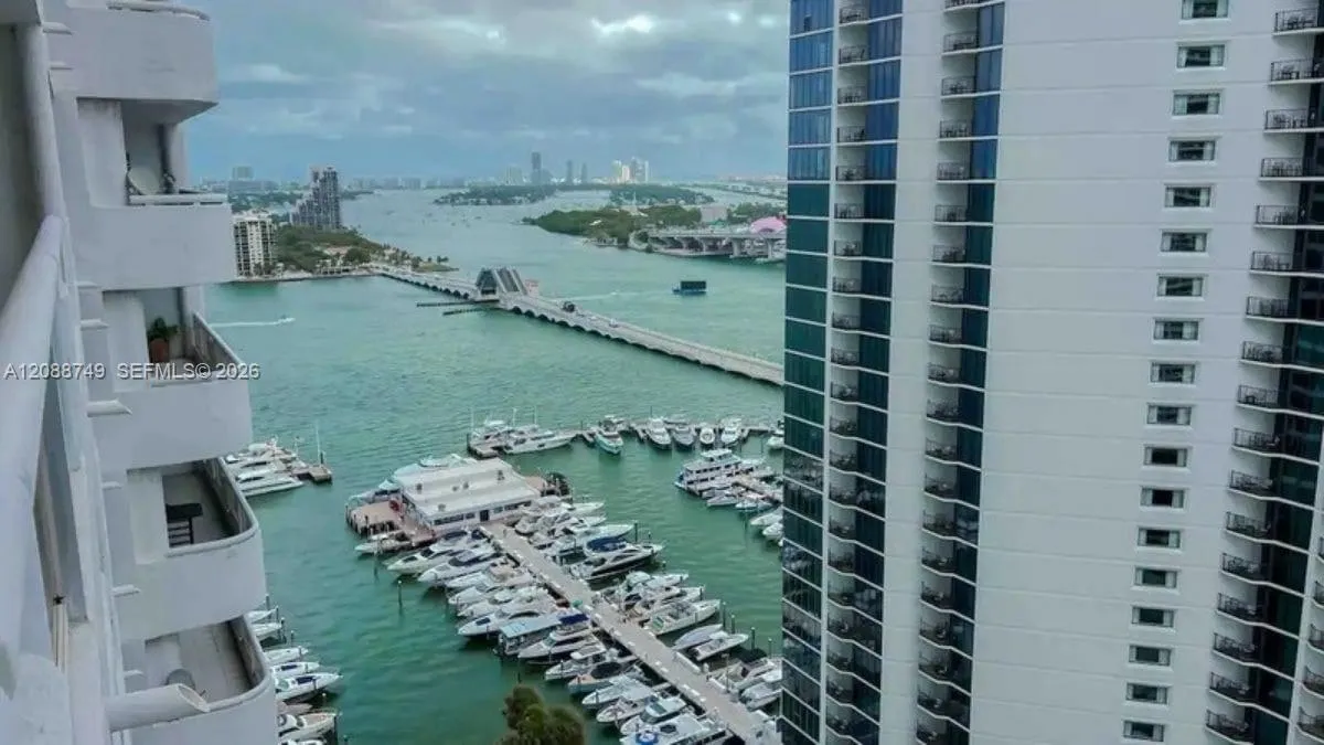 En Renta 1717 N Bayshore Drive A-2741, Miami, FL 33132, Miami, FL 33132