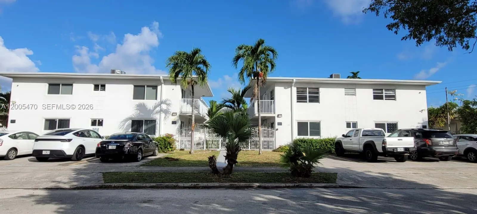 Foto de propiedad en 1719 Wiley Street 2, Hollywood, FL 33020 Hollywood con MLS# 