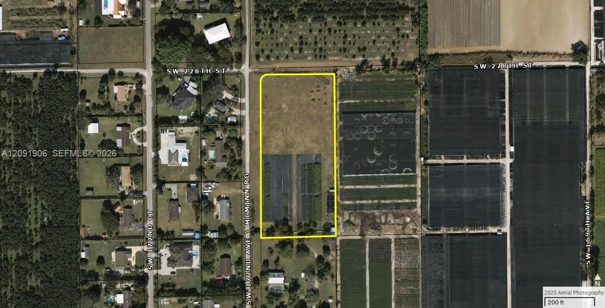 Foto de propiedad en 172 SW Ave 228 Street, Homestead, FL 33170 Homestead con MLS# 
