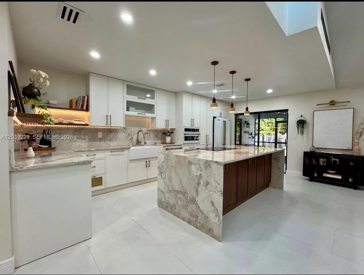 Foto de propiedad en 172 Wild Pine Road, Wellington, FL 33414 Wellington con MLS# 