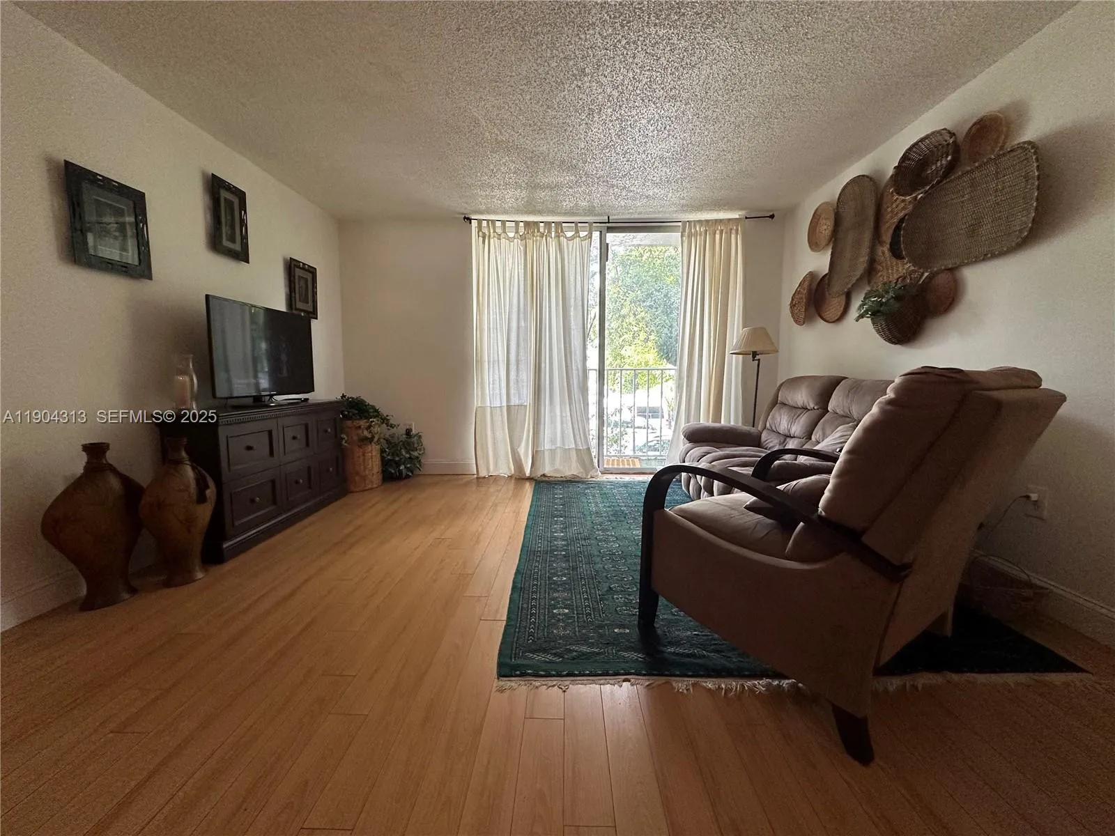 Foto de propiedad en 1720 N River Drive 305, Miami, FL 33125 Miami con MLS# 