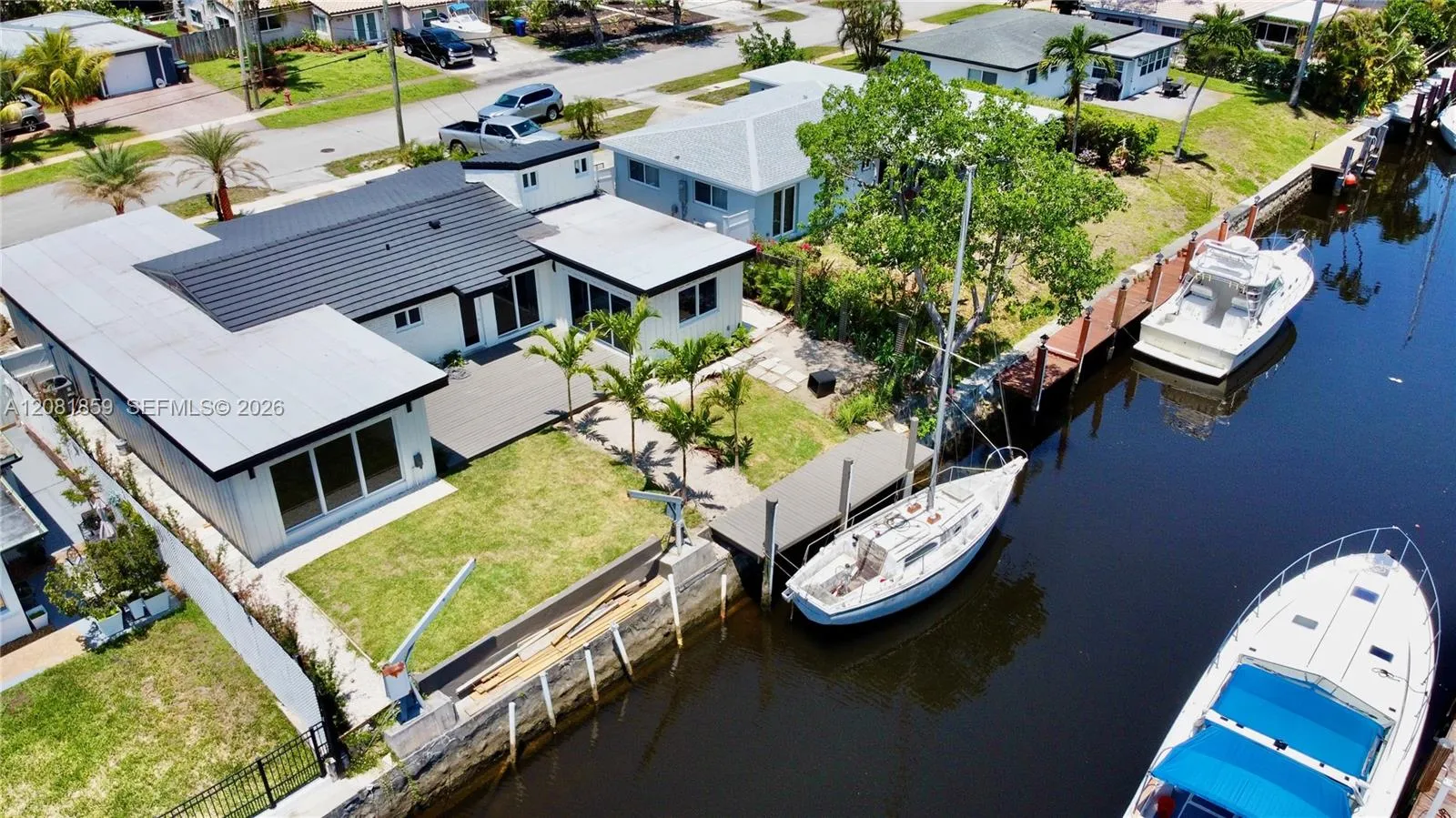 Foto de propiedad en 1720 SW 23rd Avenue, Fort Lauderdale, FL 33312 Fort Lauderdale con MLS# 