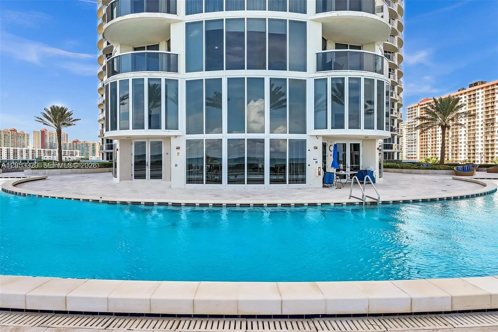 En Renta 17201 Collins Avenue 2502, Sunny Isles Beach, FL 33160, Sunny Isles Beach, FL 33160