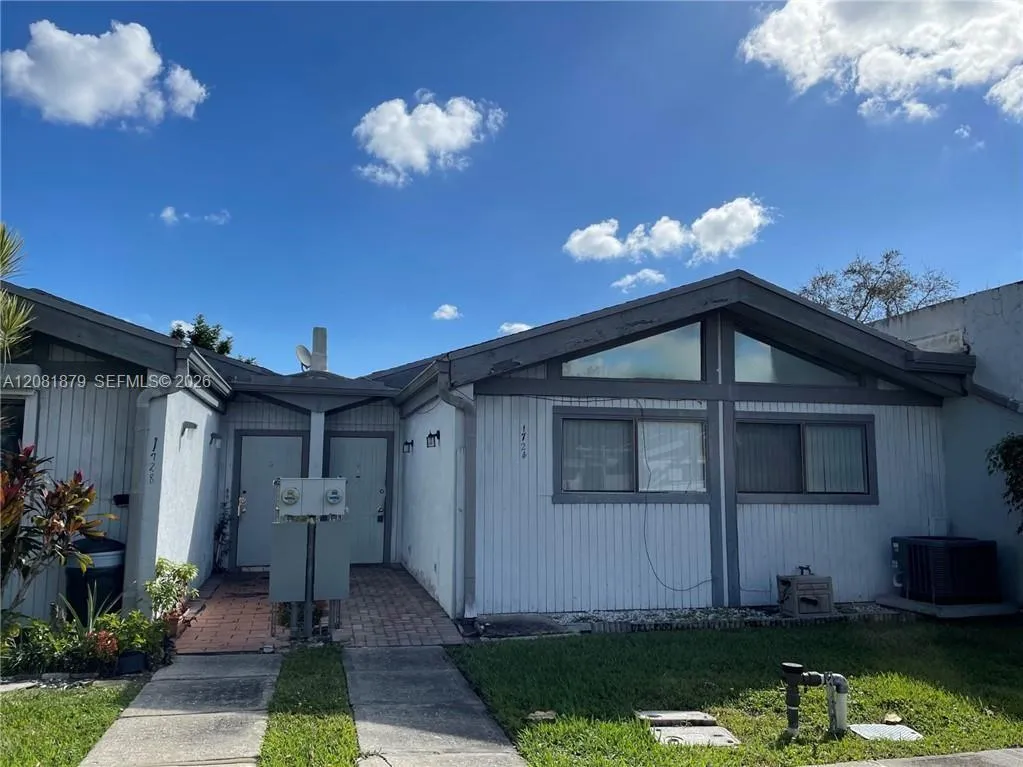 En Renta 1724 NW 73rd Avenue 57, Plantation, FL 33313, Plantation, FL 33313