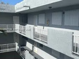 En Venta 1725 W 60th Street F202, Hialeah, FL 33012, Hialeah, FL 33012
