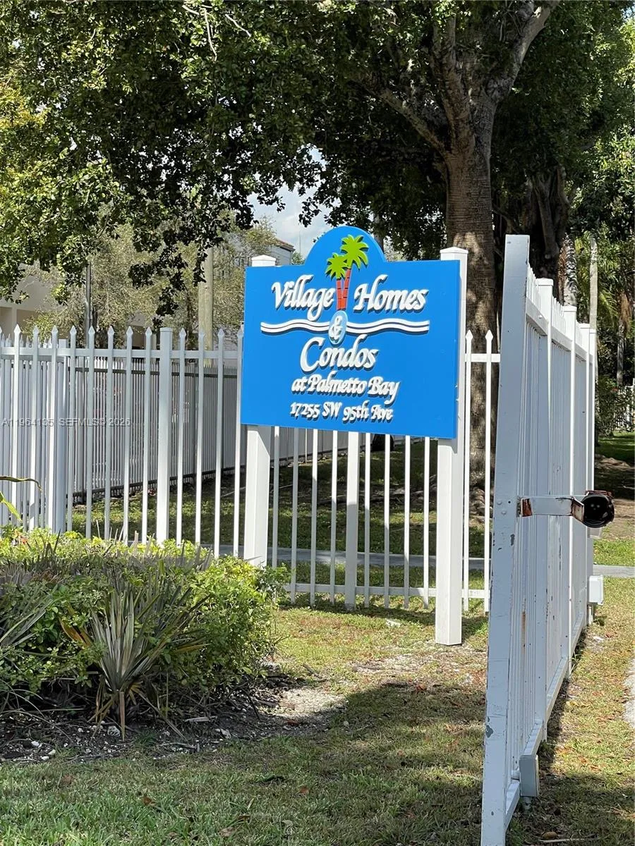 Vendido 17255 SW 95th Avenue 462, Palmetto Bay, FL 33157, Palmetto Bay, FL 33157