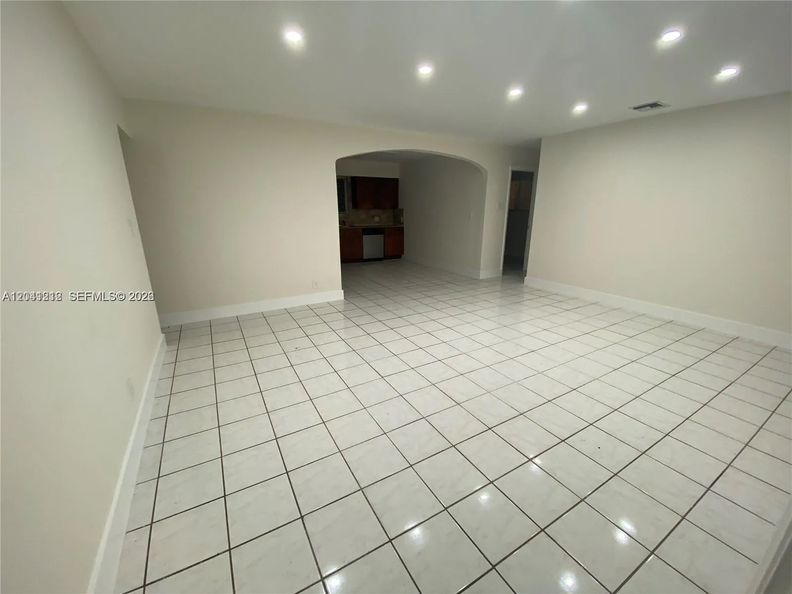 Foto de propiedad en 1727 Washington Street 1727, Hollywood, FL 33020 Hollywood con MLS# 
