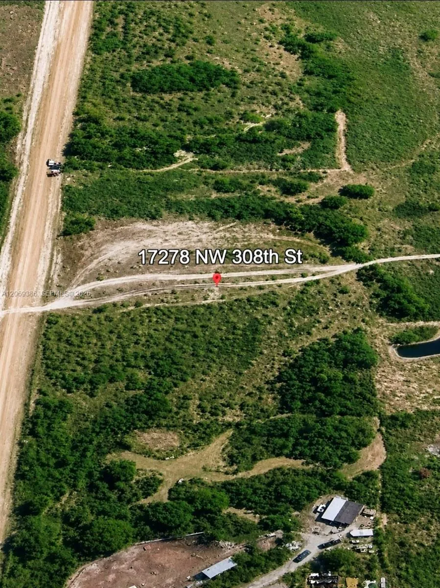 Foto de propiedad en 17278 NW 308th Street, Okeechobee, FL 34972 Okeechobee con MLS# 