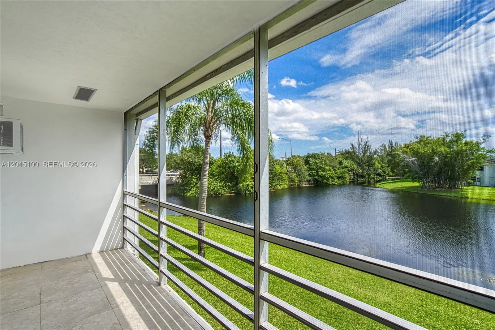Foto de propiedad en 173 Ellesmere C 173, Deerfield Beach, FL 33442 Deerfield Beach con MLS# 