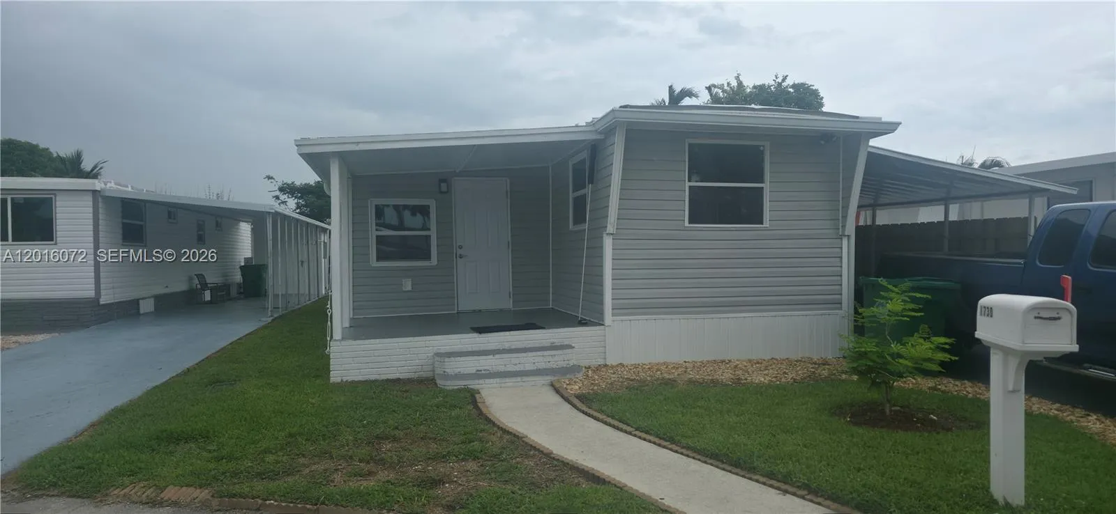 Foto de propiedad en 1730 SW 85th Avenue, Davie, FL 33324 Davie con MLS# 