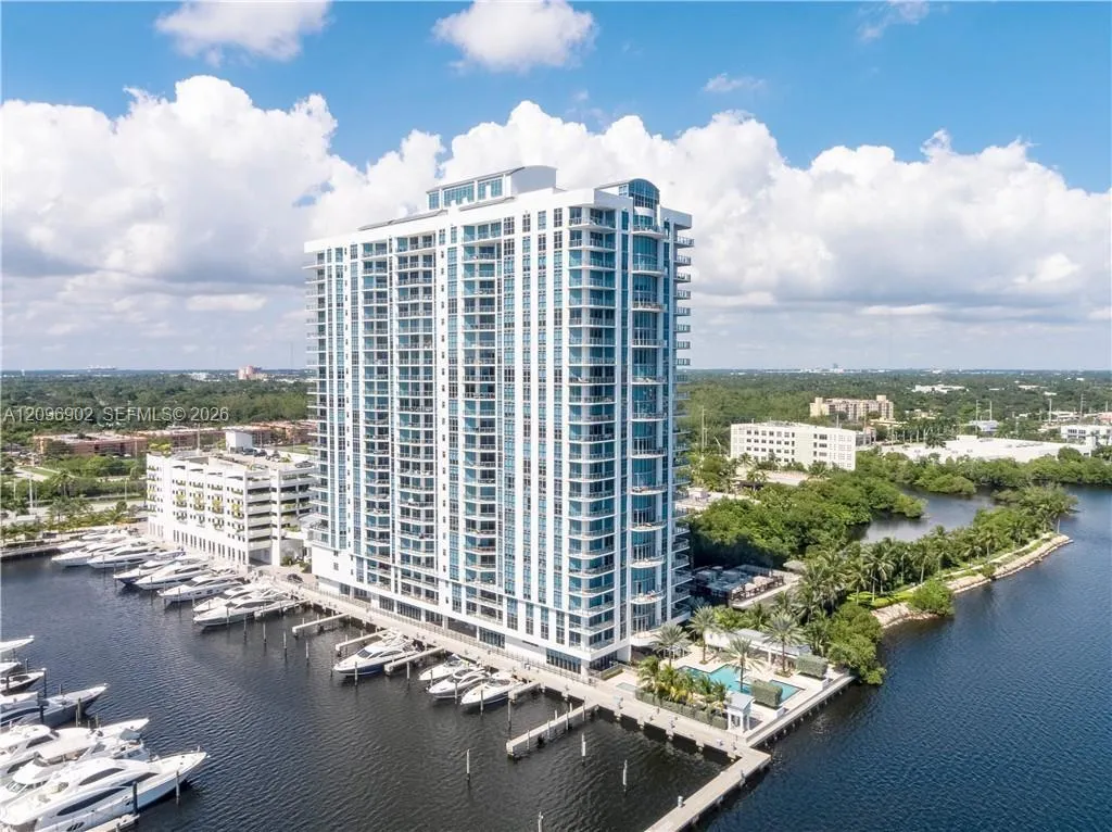 En Renta 17301 Biscayne Boulevard 703, North Miami Beach, FL 33160, North Miami Beach, FL 33160