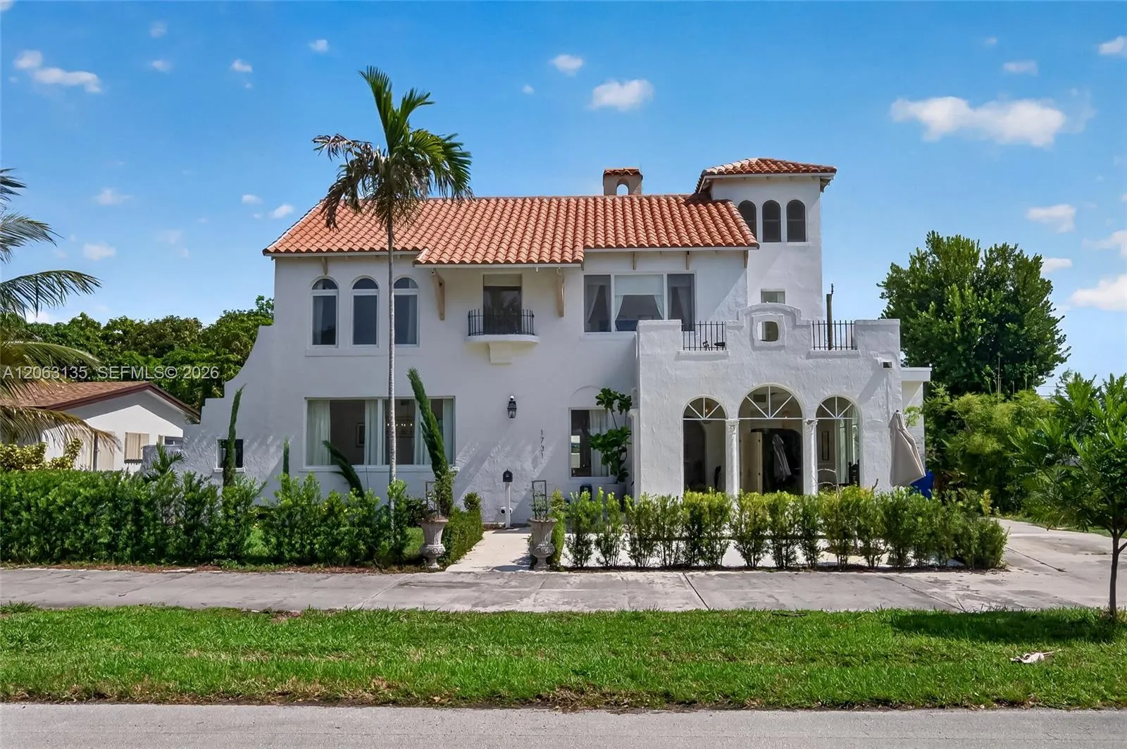 Foto de propiedad en 1731 NE 171st Street 0, North Miami Beach, FL 33162 North Miami Beach con MLS# 
