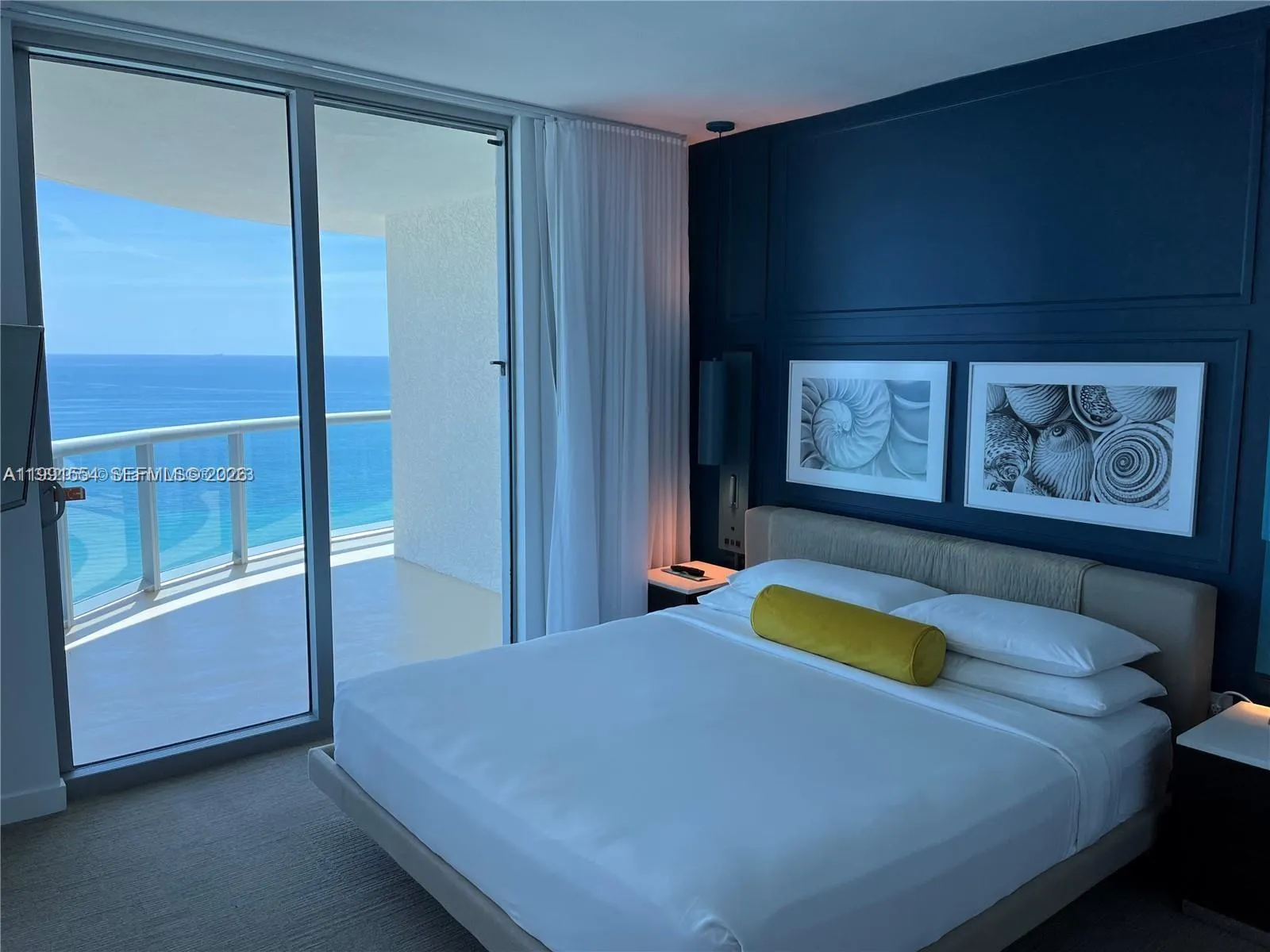 Foto de propiedad en 17315 Collins Avenue 1501, Sunny Isles Beach, FL 33160 Sunny Isles Beach con MLS# 