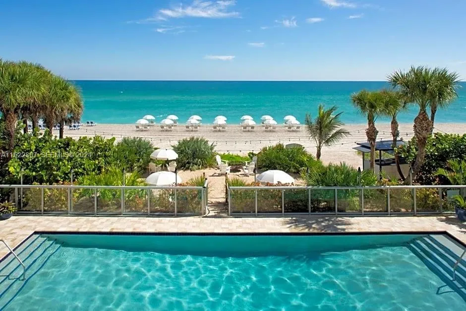 Foto de propiedad en 17315 Collins Avenue 1906, Sunny Isles Beach, FL 33160 Sunny Isles Beach con MLS# 