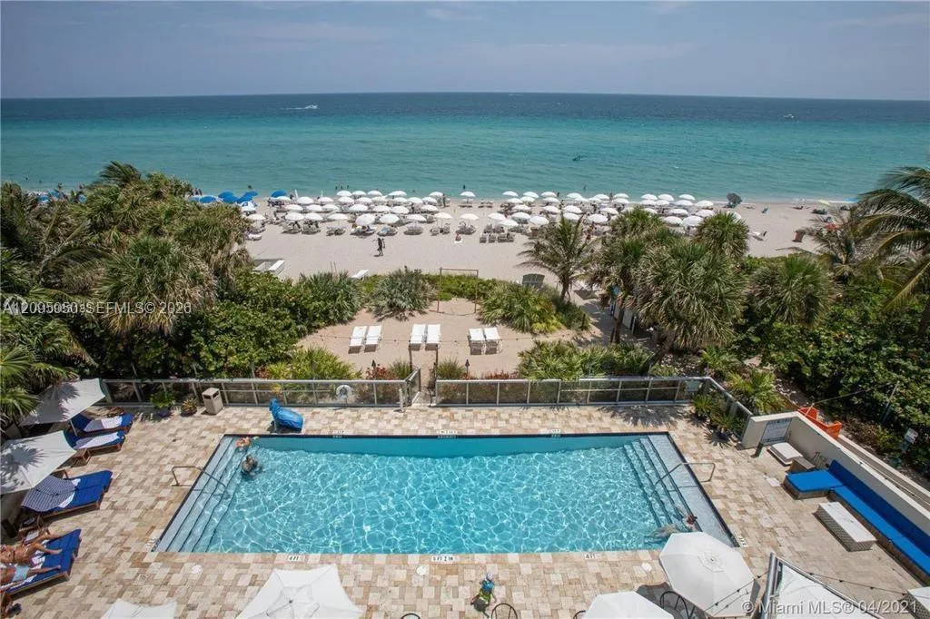 En Venta 17315 Collins Avenue 2406, Sunny Isles Beach, FL 33160, Sunny Isles Beach, FL 33160