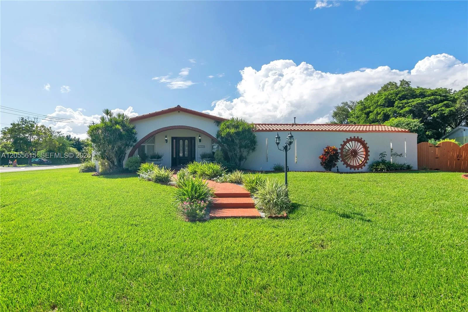Foto de propiedad en 17320 SW 89th Avenue, Palmetto Bay, FL 33157 Palmetto Bay con MLS# 