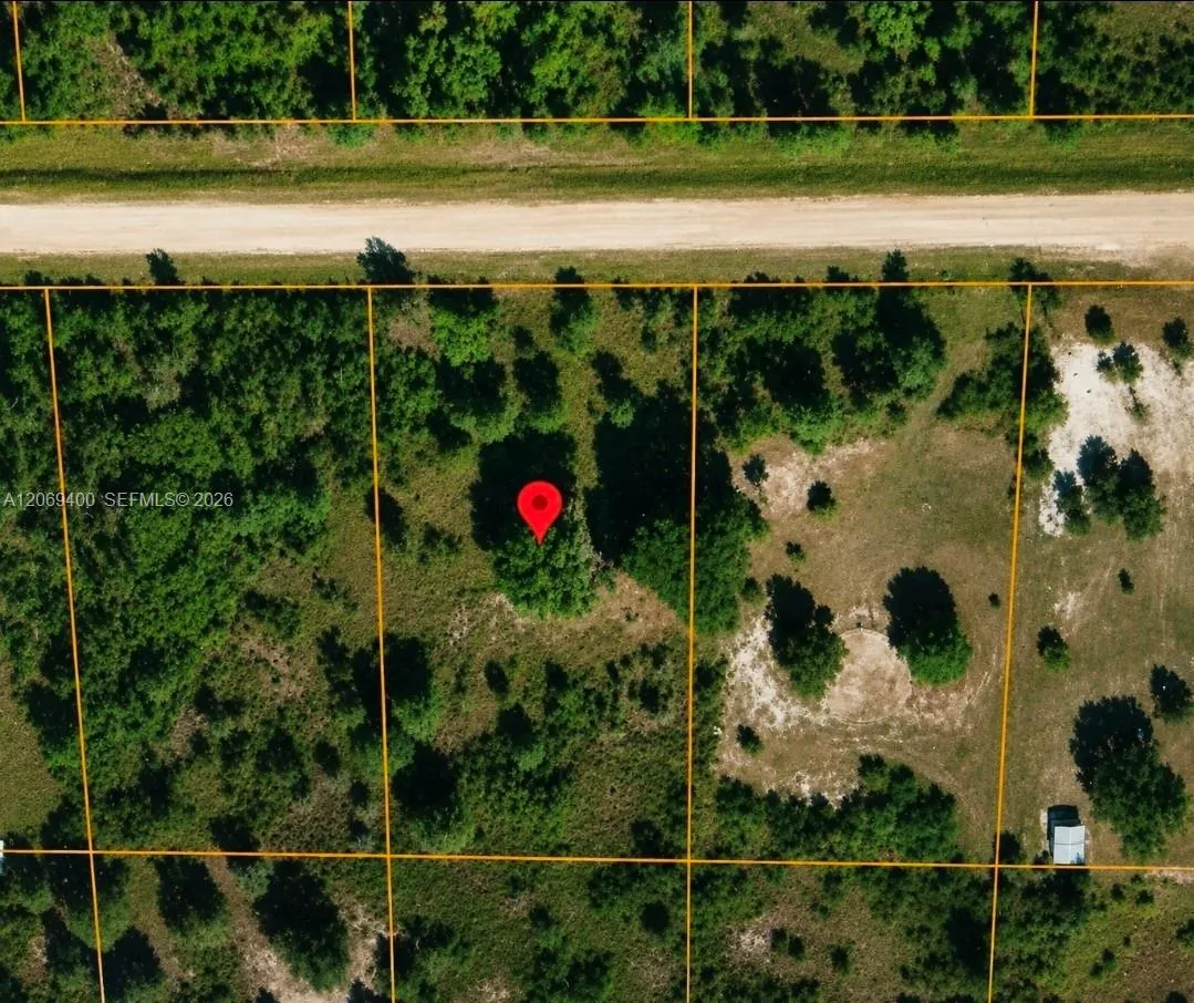 Foto de propiedad en 17333 NW 250th Street, Okeechobee, FL 34972 Okeechobee con MLS# 