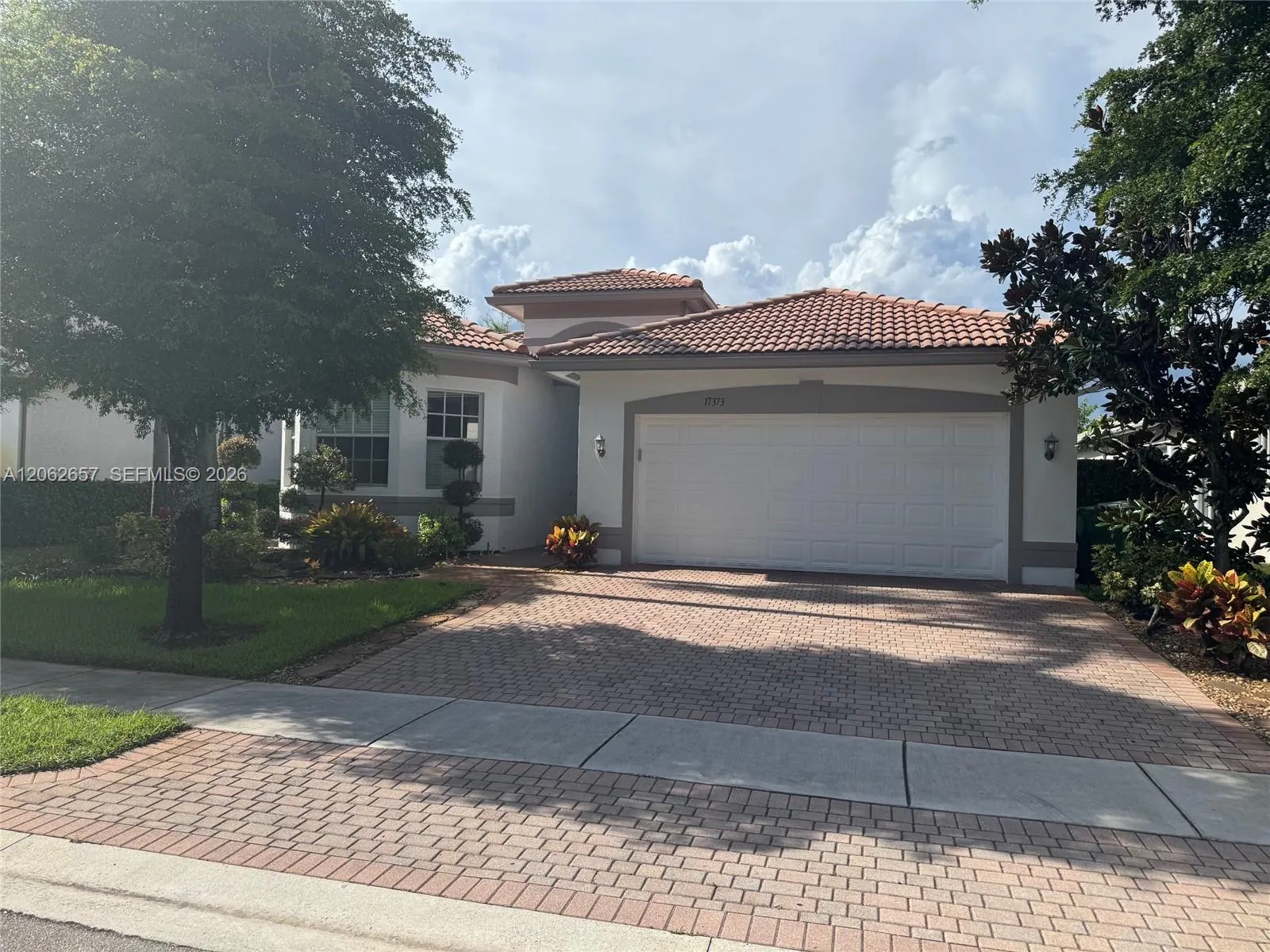 Foto de propiedad en 17373 SW 47th Court, Miramar, FL 33029 Miramar con MLS# 