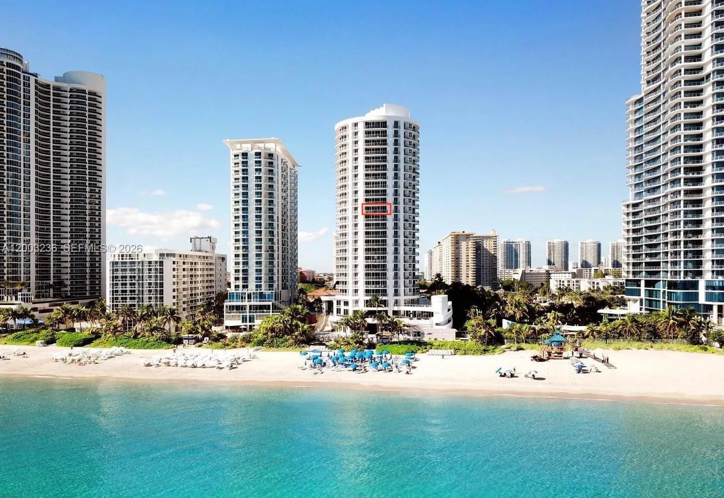 Foto de propiedad en 17375 Collins Avenue 1601, Sunny Isles Beach, FL 33160 Sunny Isles Beach con MLS# 