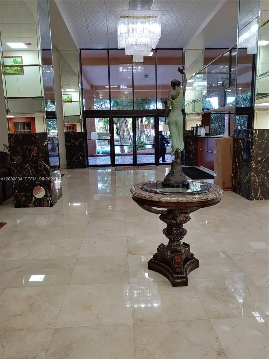En Renta 174 210 408, Sunny Isles Beach, FL 33160, Sunny Isles Beach, FL 33160