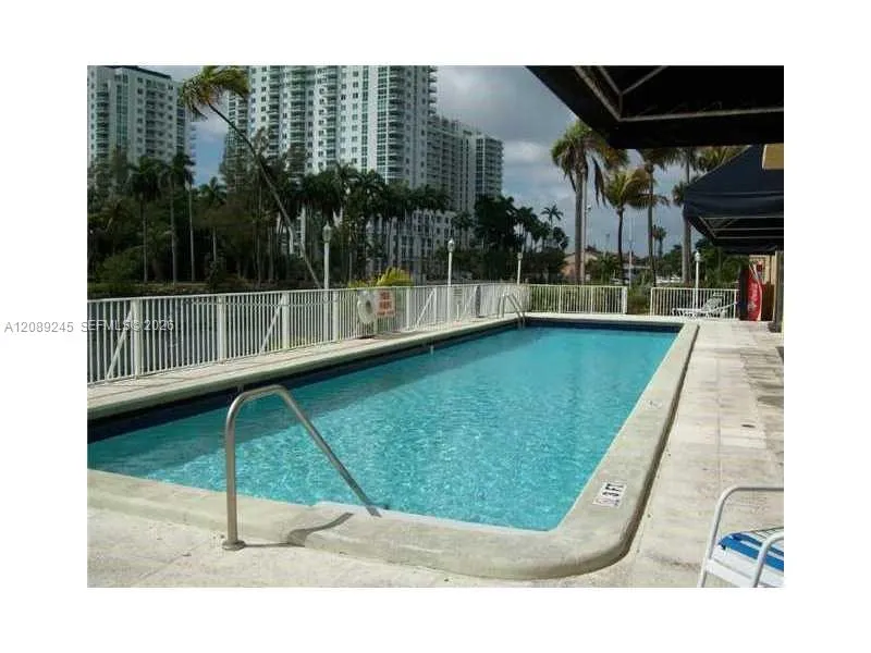En Venta 1740 N River Drive 117, Miami, FL 33125, Miami, FL 33125