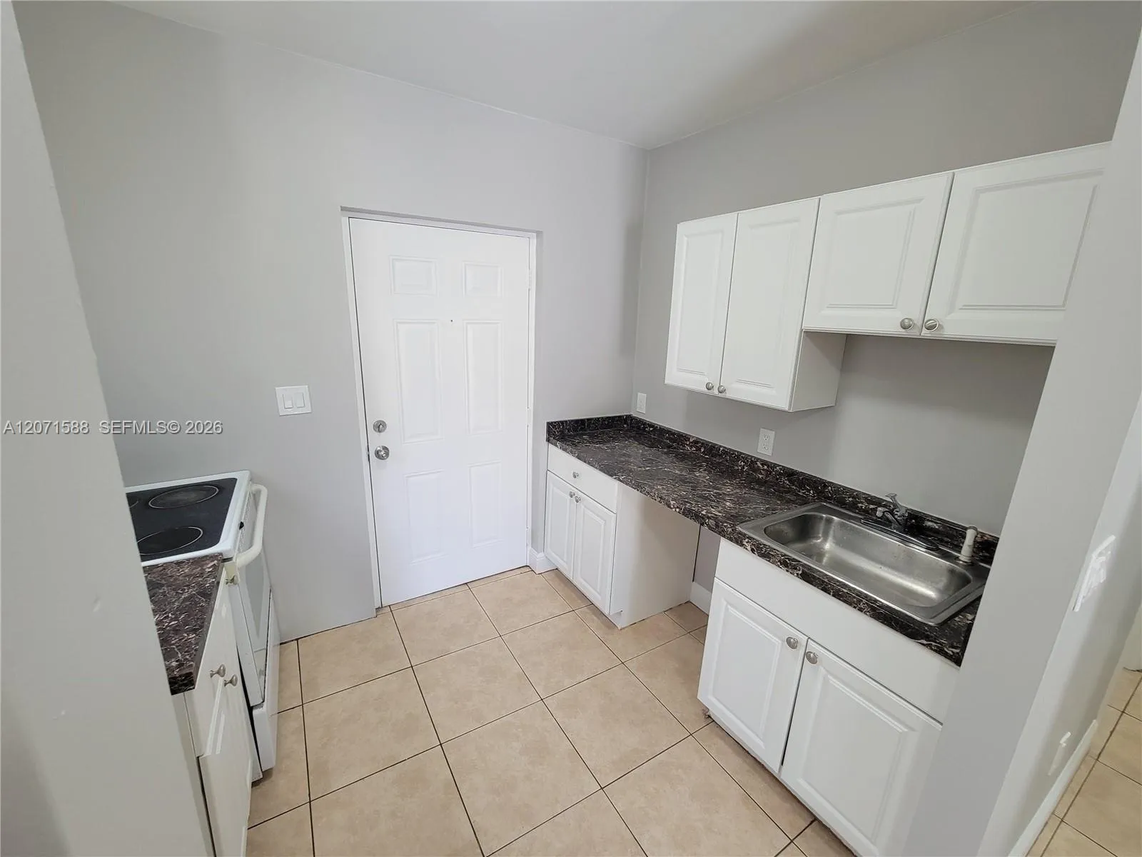 Foto de propiedad en 1740 NW 1st Place 3, Miami, FL 33136 Miami con MLS# 