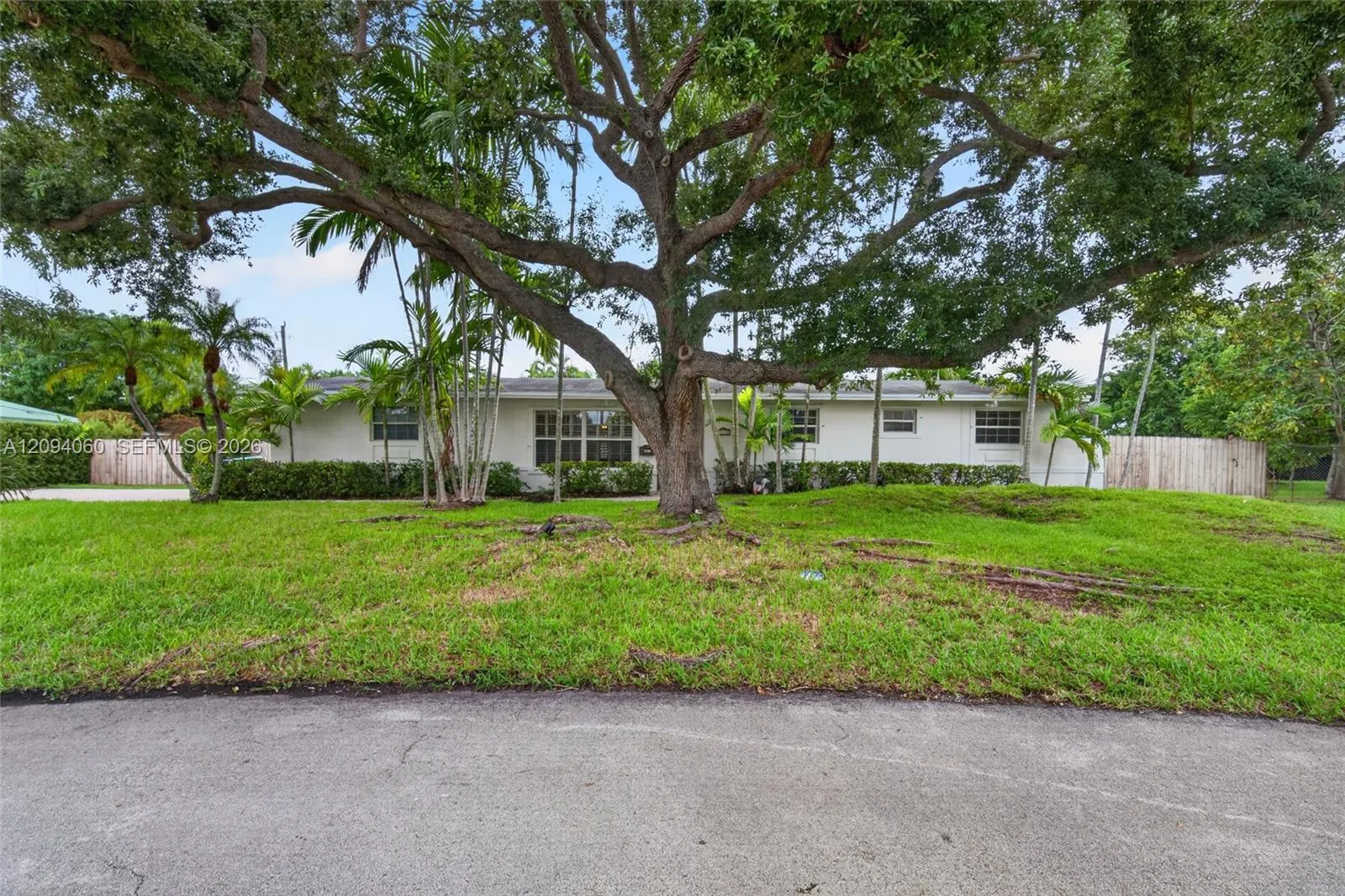 En Venta 17435 SW 109th Court, Miami, FL 33157, Miami, FL 33157