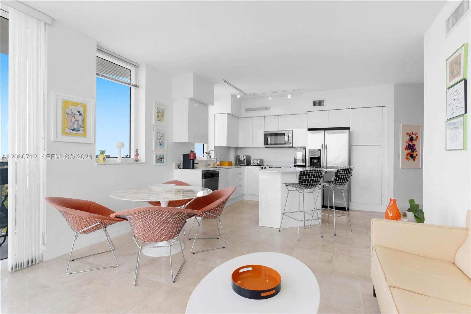 Foto de propiedad en 1745 E Hallandale Beach Boulevard 1207W, Hallandale Beach, FL 33009 Hallandale Beach con MLS# 