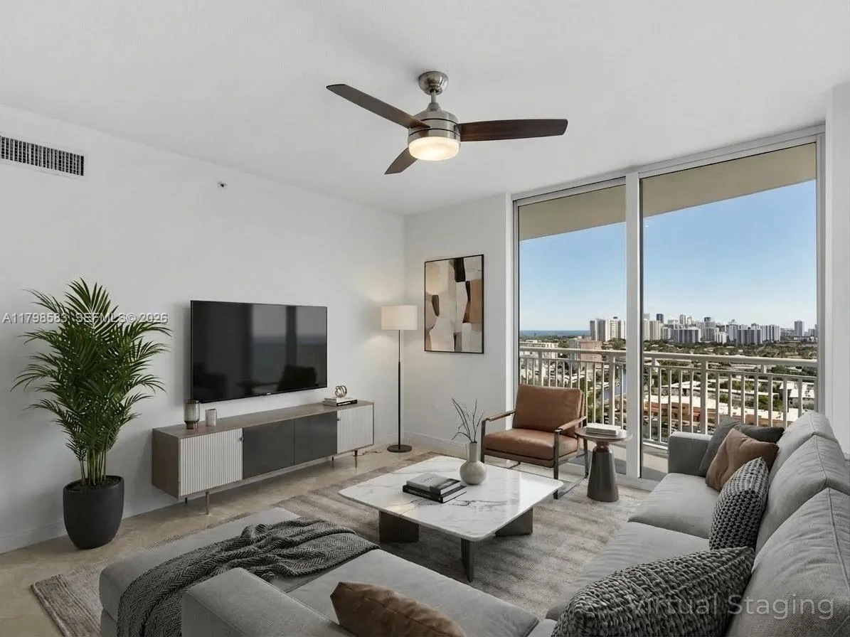 Foto de propiedad en 1745 E Hallandale Beach Boulevard 2007W, Hallandale Beach, FL 33009 Hallandale Beach con MLS#