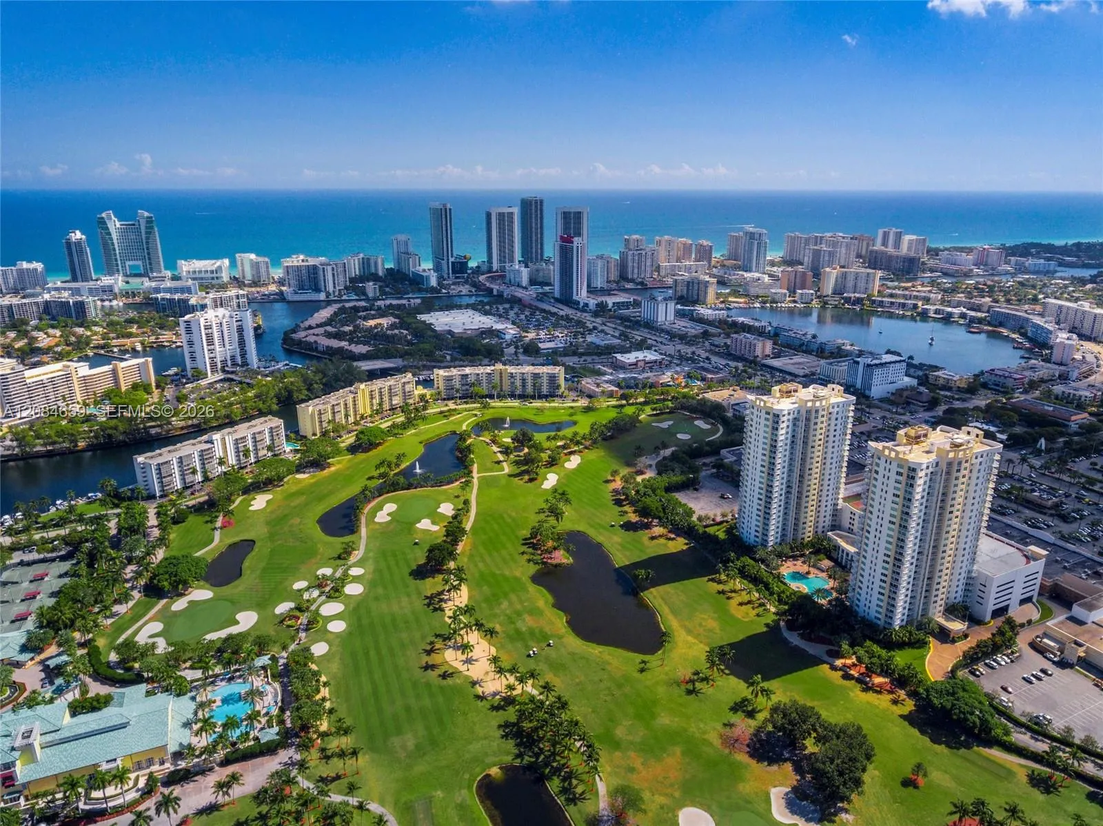 Foto de propiedad en 1745 E Hallandale Beach Boulevard 2204W, Hallandale Beach, FL 33009 Hallandale Beach con MLS#