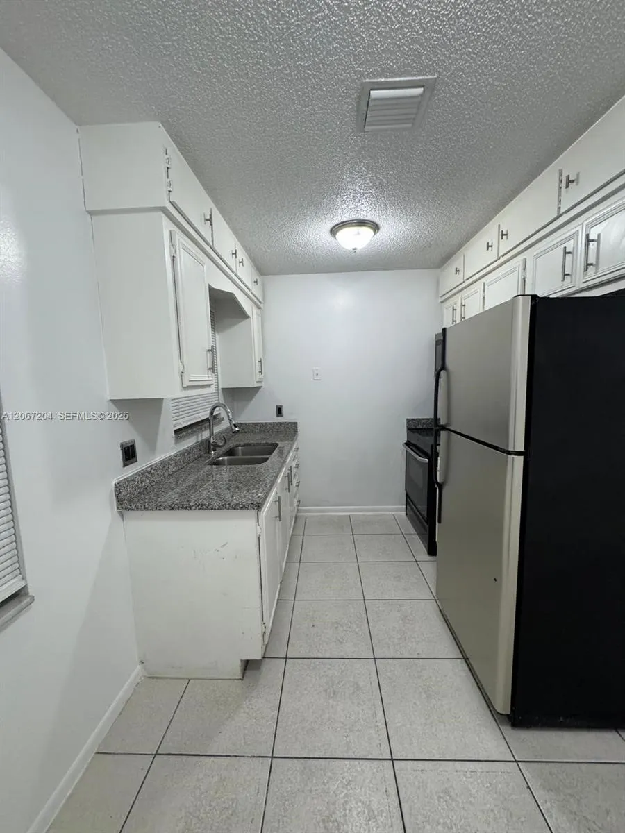 Foto de propiedad en 1746 N 3rd Avenue N 10, Lake Worth, FL 33460 Lake Worth con MLS# 